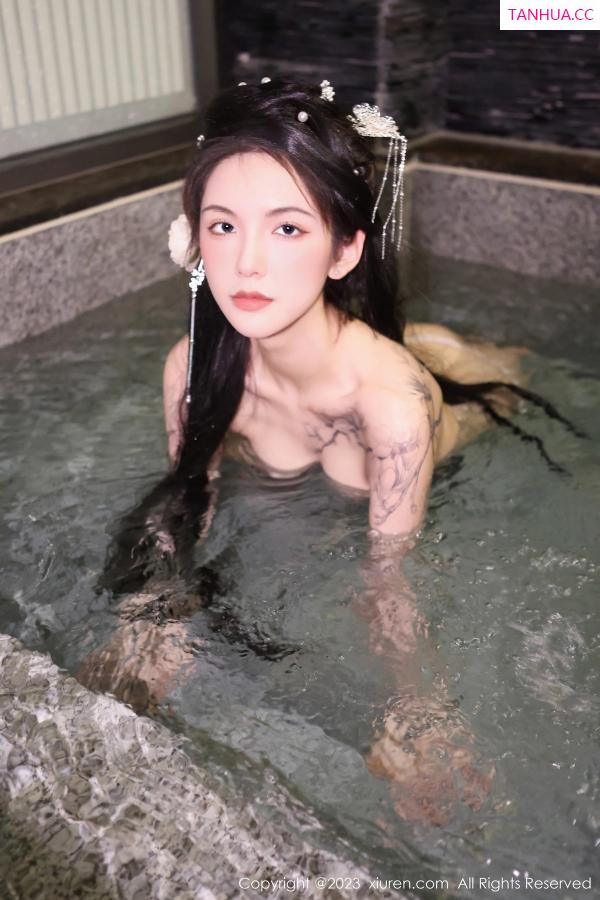   [XiuRen]高清写真图 2023.03.17 No.6430 乔一一 古装美腿第68张图片